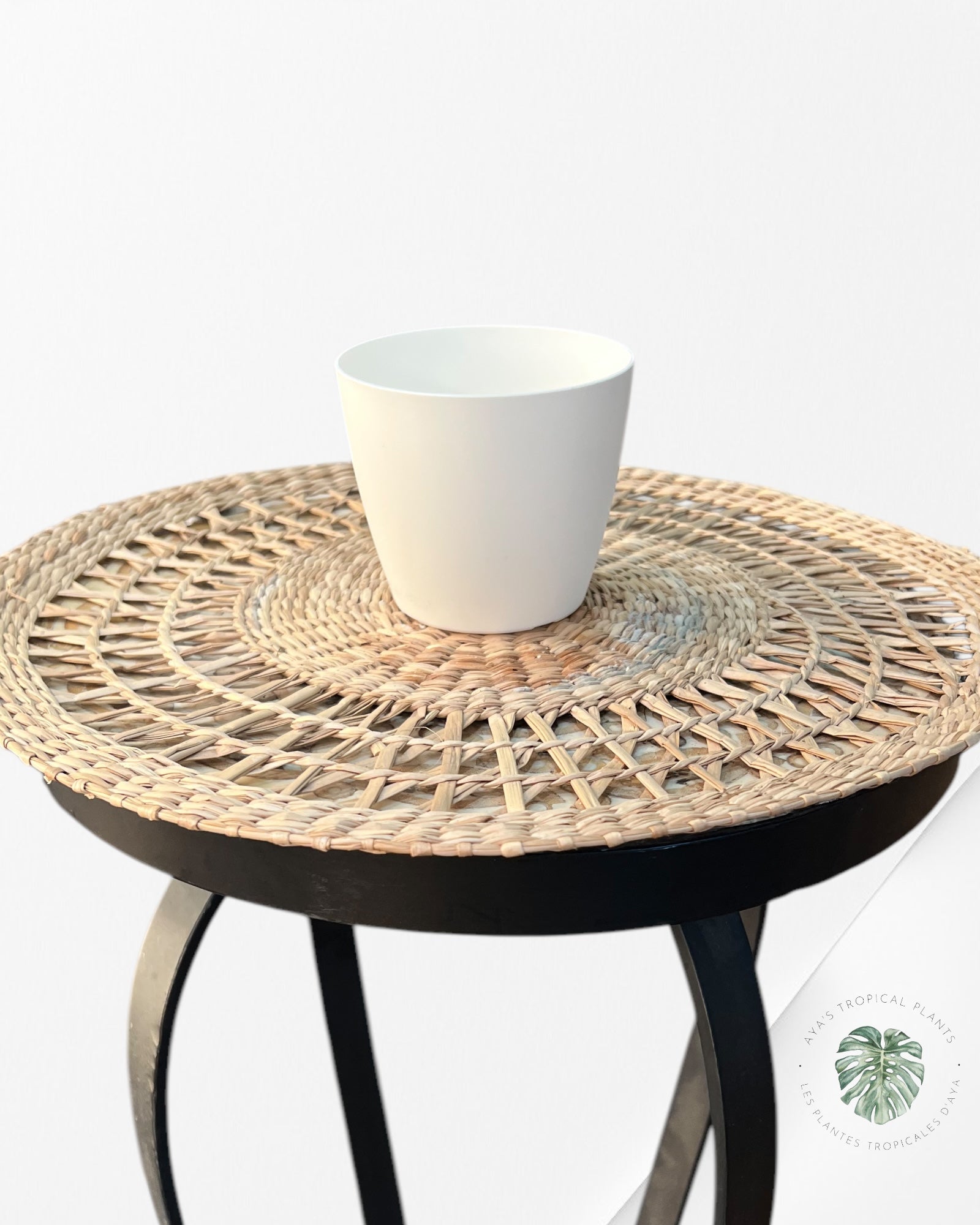 Plant pot (cache pot) 9cm white mate